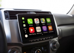 Có nên lắp màn hình Android xe hơi không?